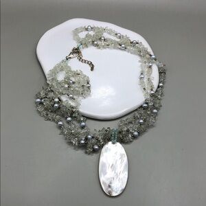 LUCAS LAMETH LUC MOTHER of PEARL Pendant Quartz Crystal Bead Necklace Pearls 925